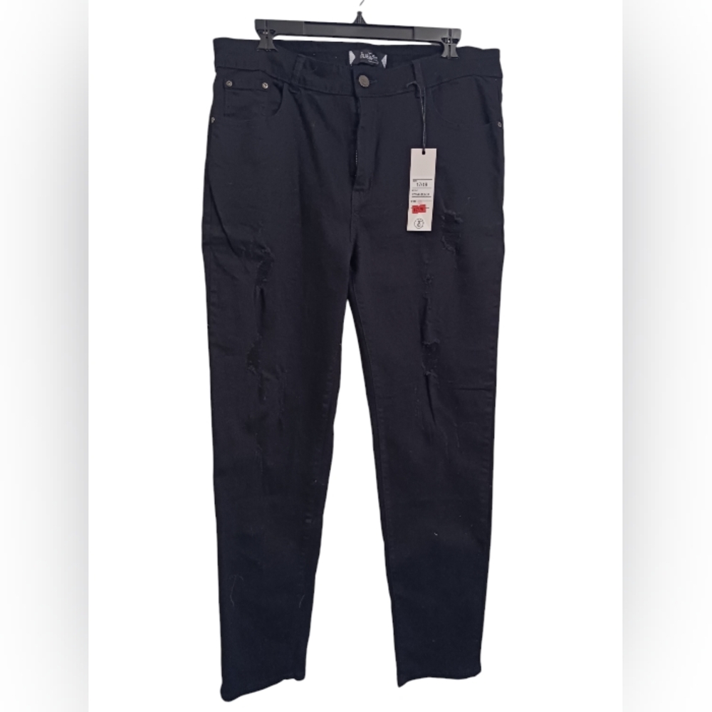 BRAND NEW!! Black Skinny Denim Ripped Jeans Size Junior 17/18 NEW WITH TAGS